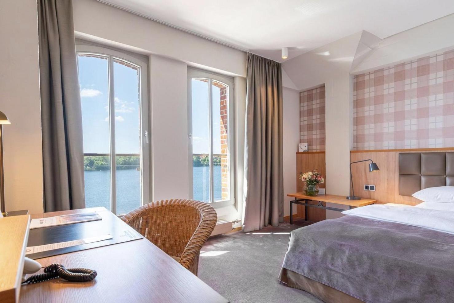 Hotel Speicher Am Ziegelsee Шверин Экстерьер фото