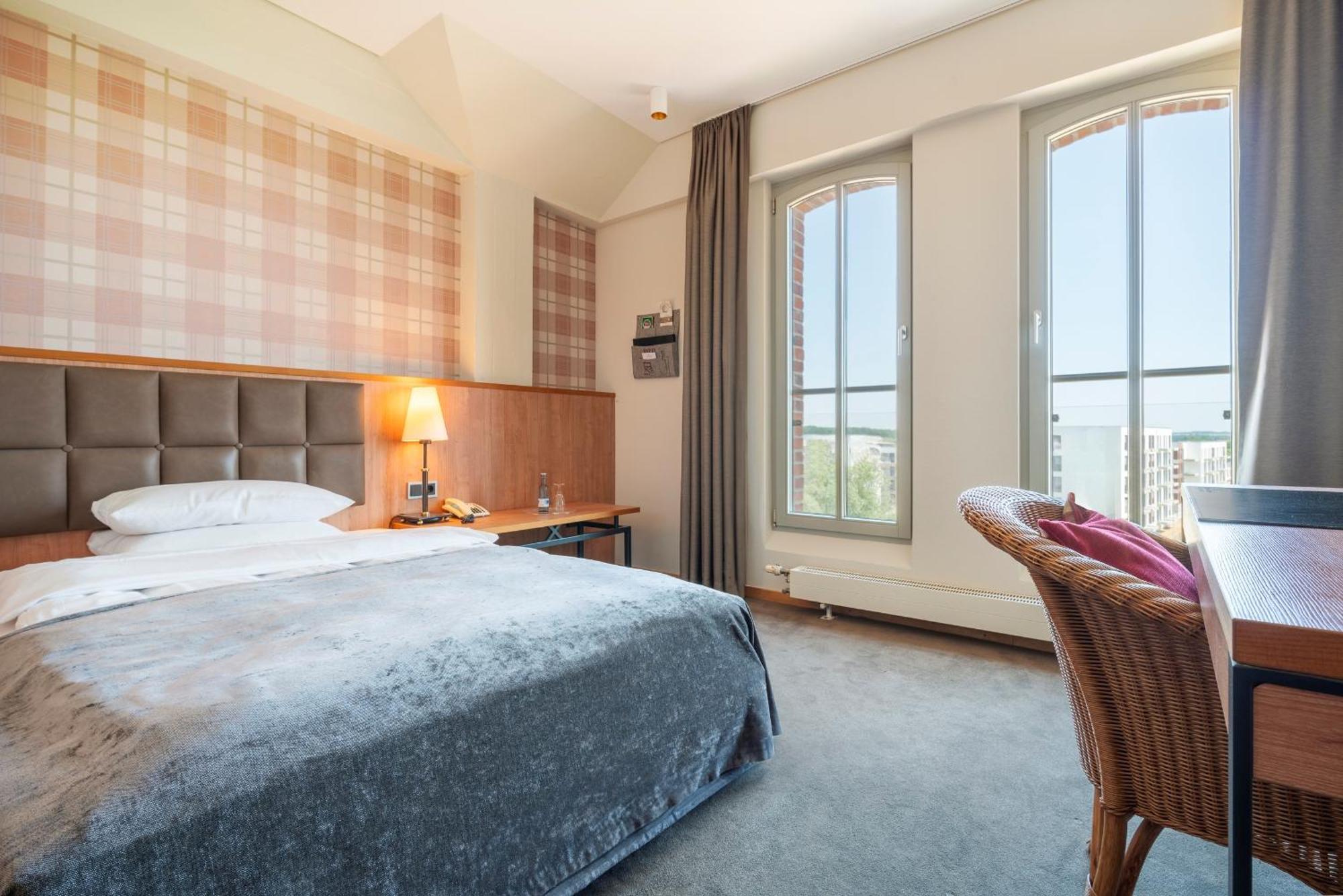 Hotel Speicher Am Ziegelsee Шверин Экстерьер фото