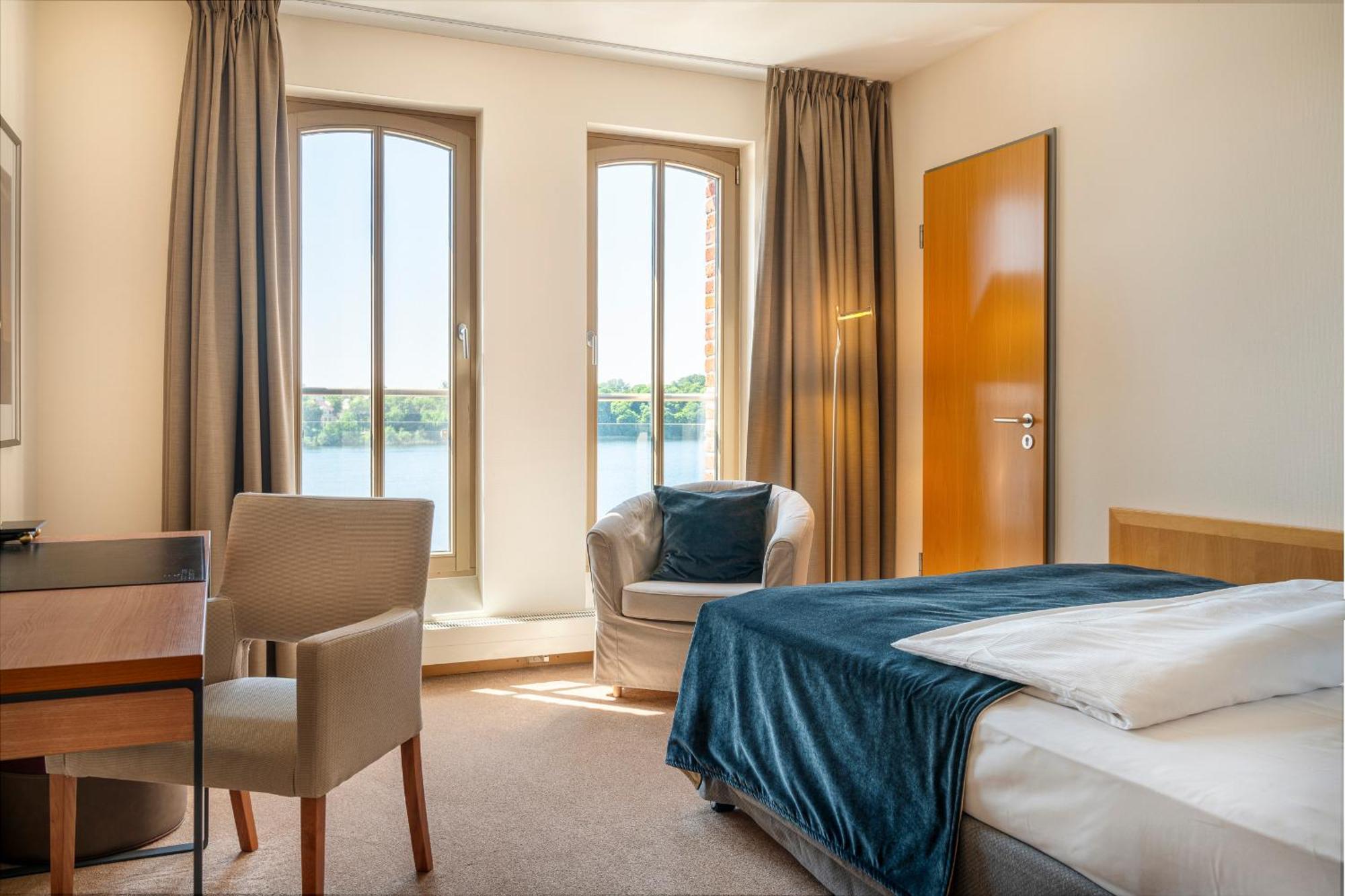Hotel Speicher Am Ziegelsee Шверин Экстерьер фото