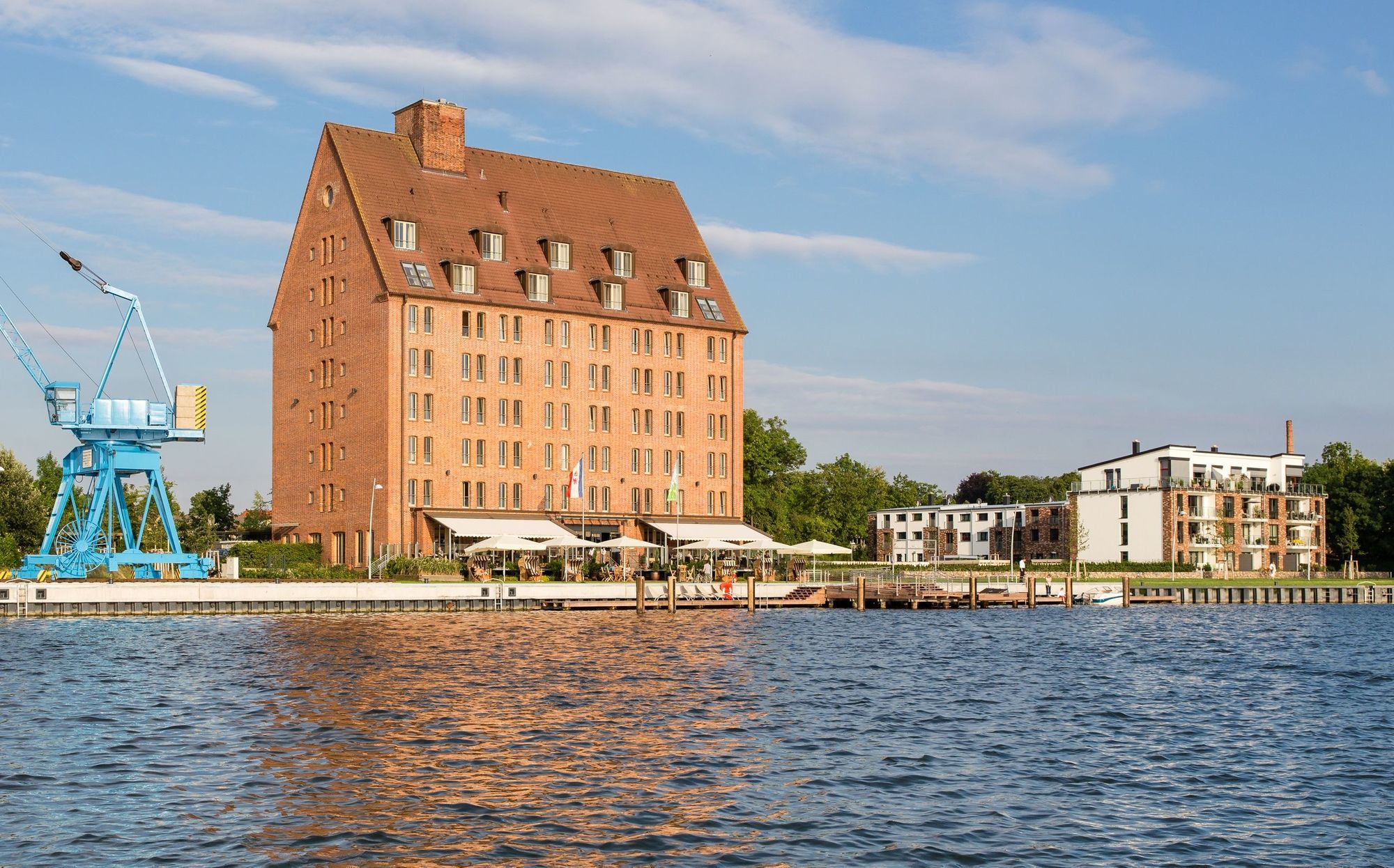 Hotel Speicher Am Ziegelsee Шверин Экстерьер фото